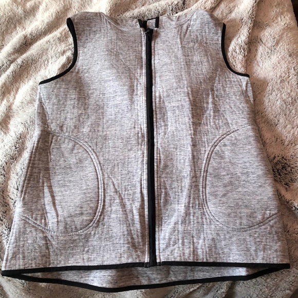 lululemon athletica Jackets & Blazers - Lululemon vest!